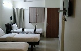 Hotel Basera